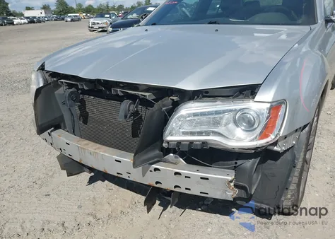 2011 Chrysler 300C z USA, uszkodzony, nr VIN 2C3CA6CT4BH613731